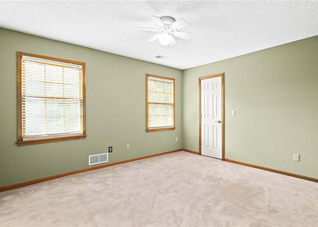 13834 Hardy Street — photo 32
