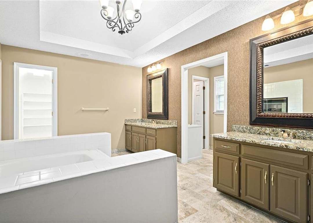 13834 Hardy Street — photo 41