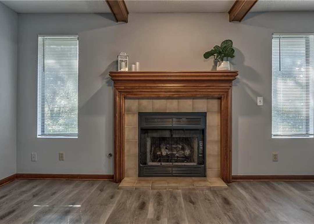 13837 W 58th Terrace — photo 8