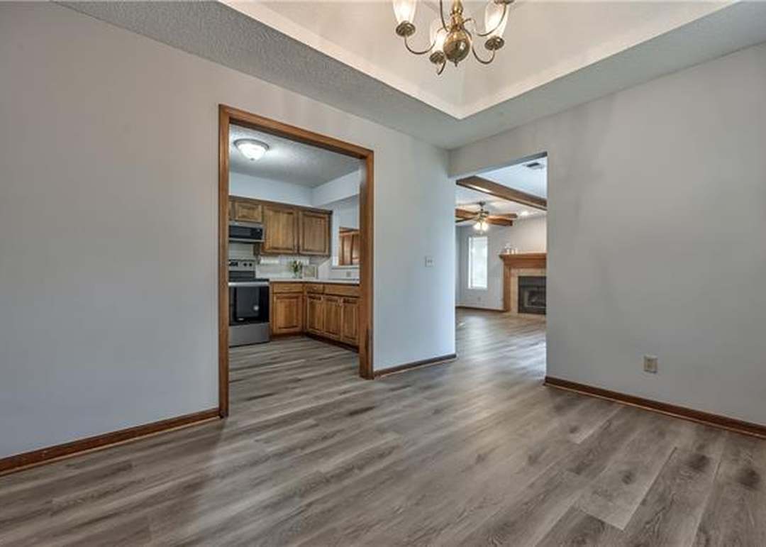 13837 W 58th Terrace — photo 12