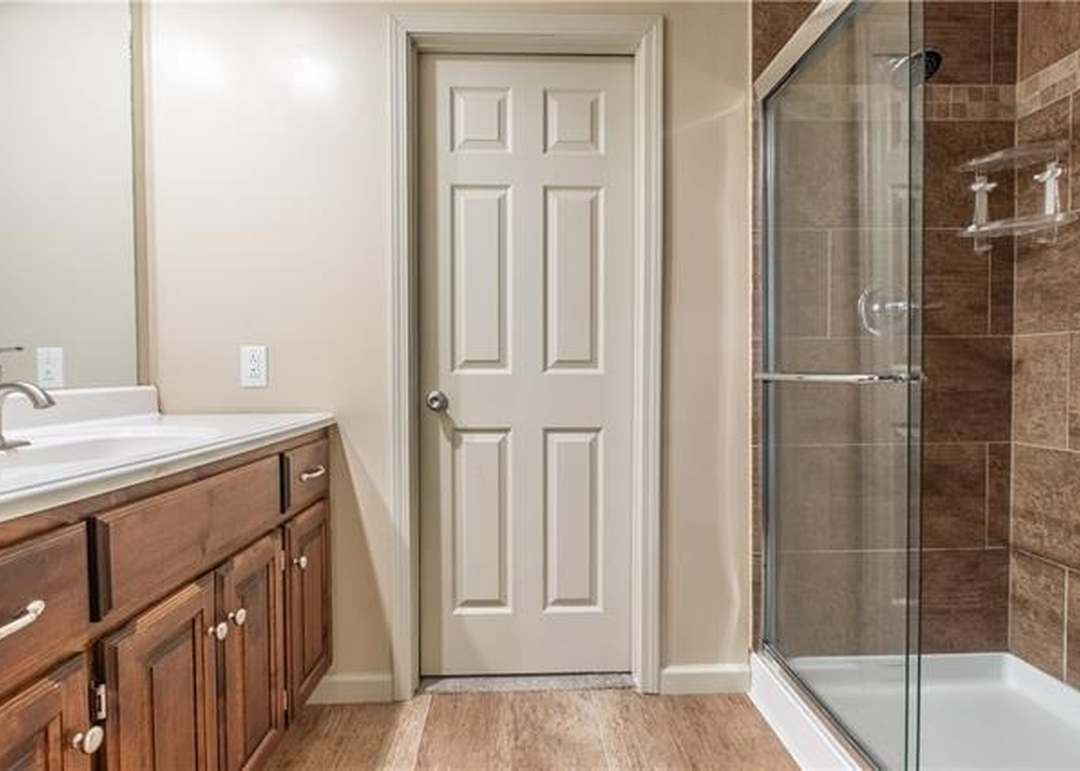 13943 S Summit Street — photo 23