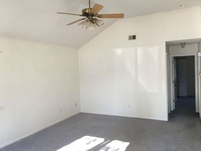 140 E Mulberry Street — photo 11