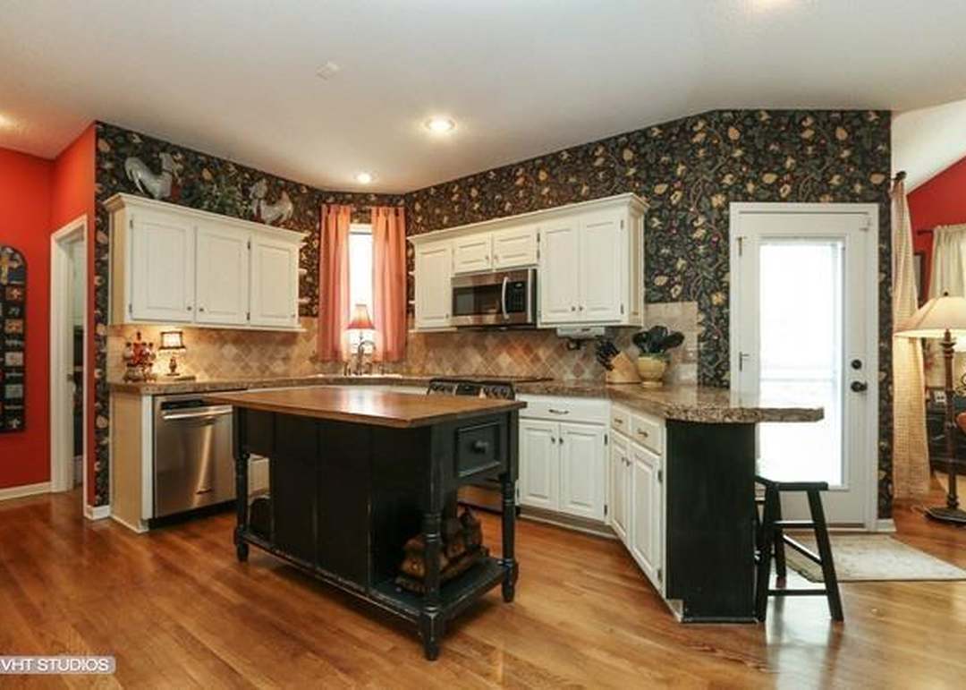 14002 BIRCH STREET — photo 20