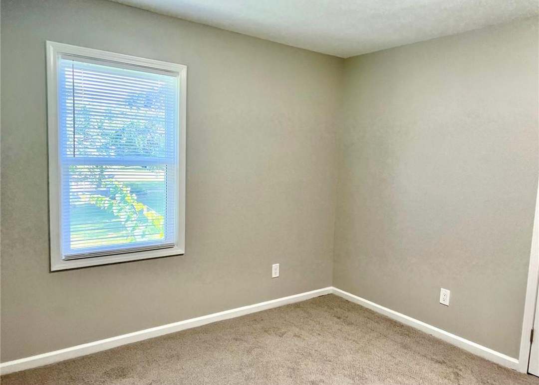 1401 S Franklin Drive — photo 26