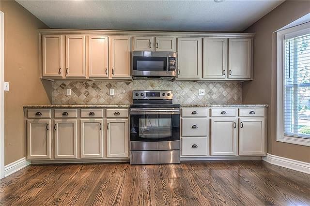 14017 S Summertree Lane — photo 13
