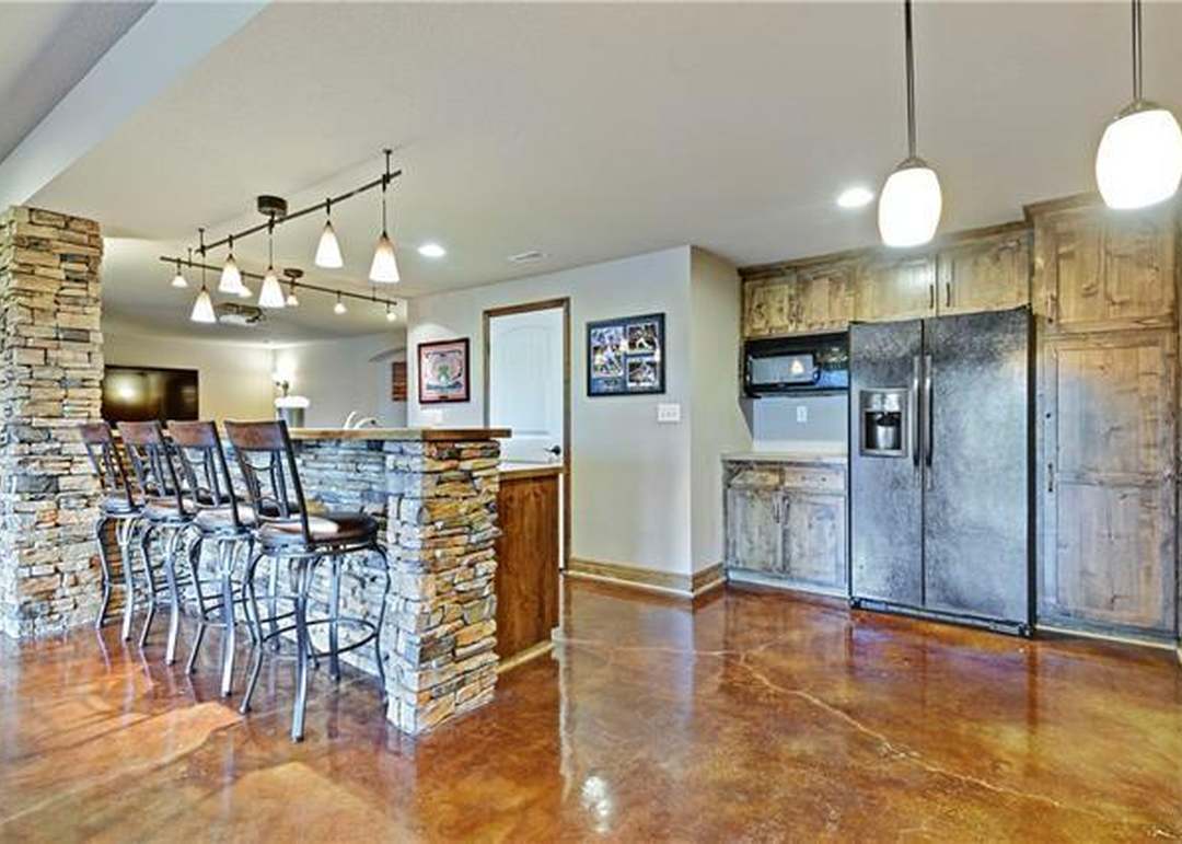 1402 WHISPERING RIDGE — photo 28