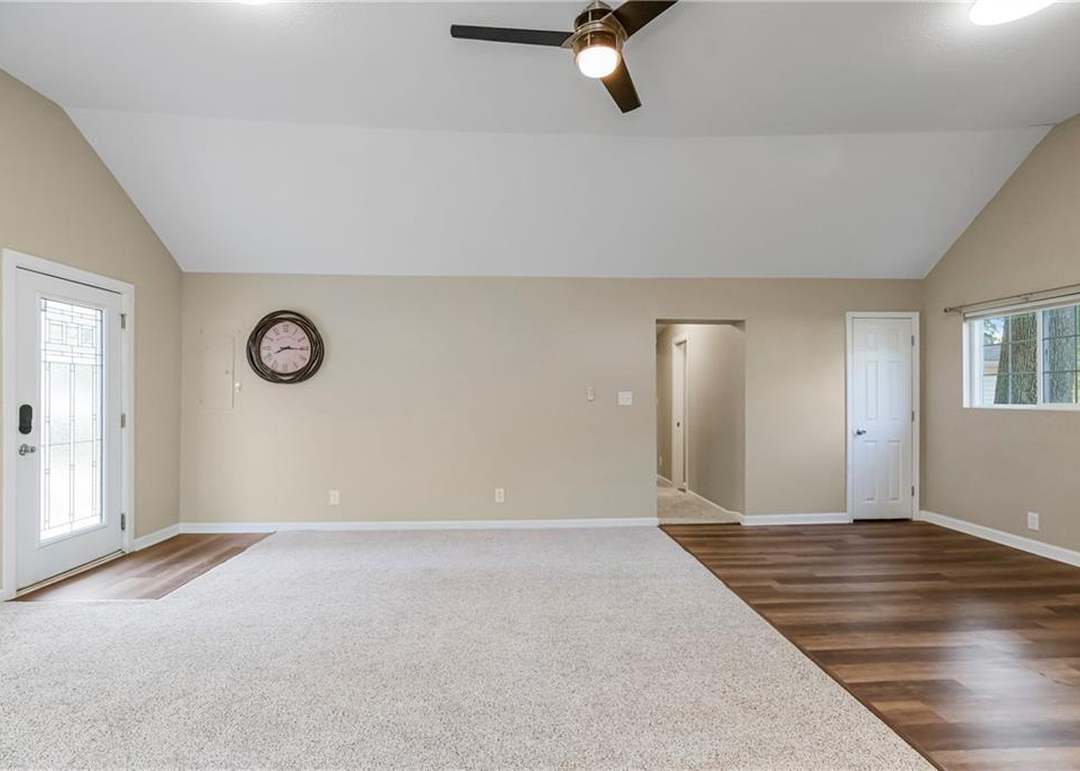 1404 S Butler Drive — photo 7
