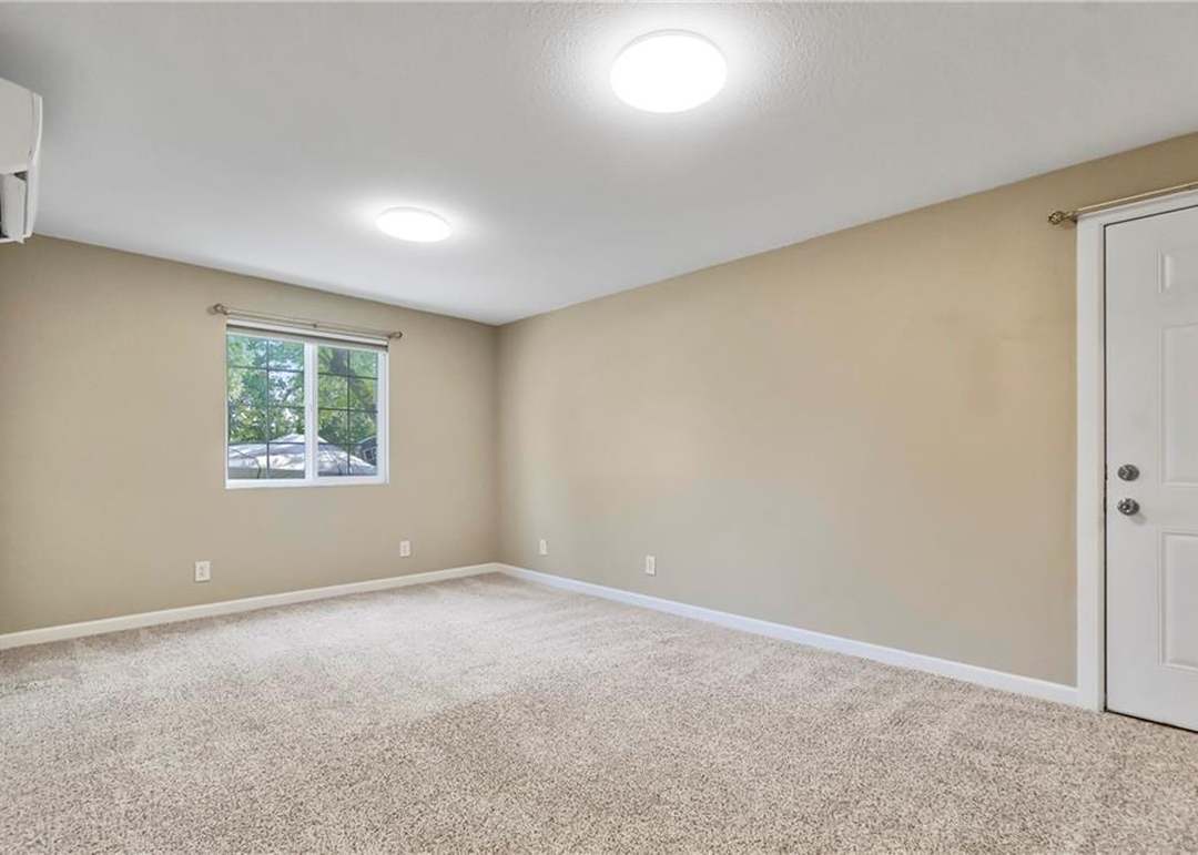 1404 S Butler Drive — photo 17