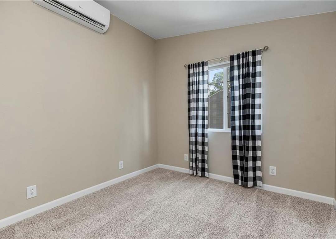 1404 S Butler Drive — photo 20