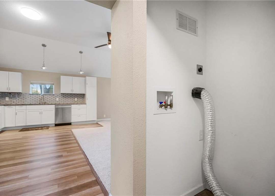 1404 S Butler Drive — photo 22
