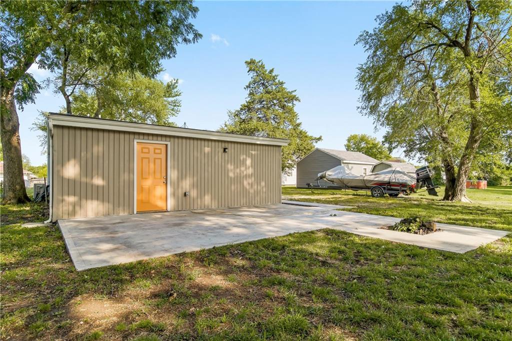 1404 S Butler Drive — photo 26