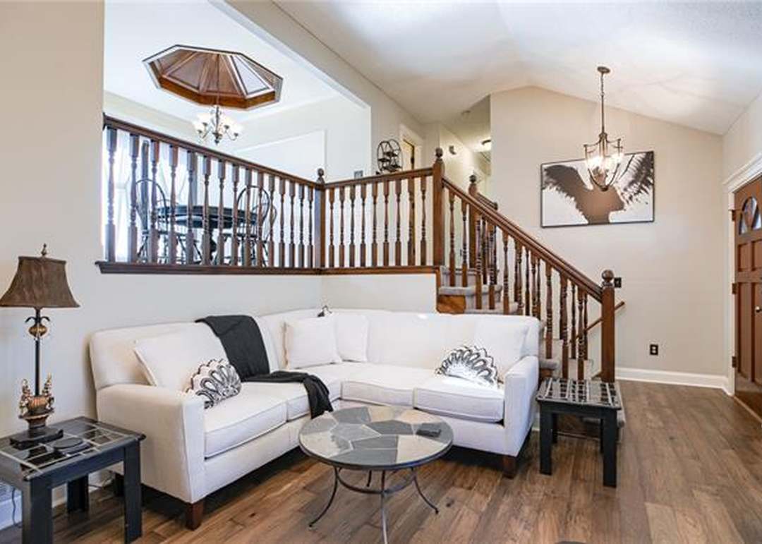 1409 SW Highland Drive — photo 9