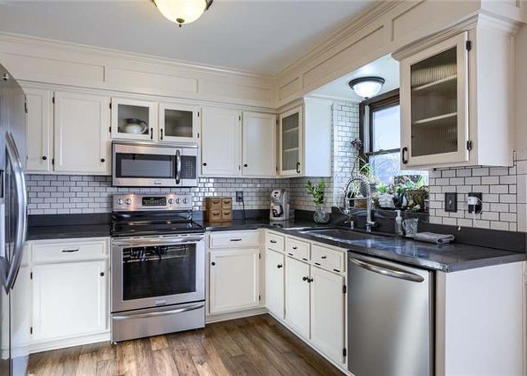 1409 SW Highland Drive — photo 11