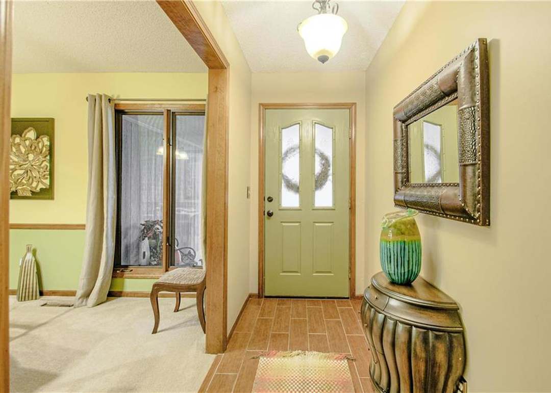 1413 NW FOXBORO Road — photo 4