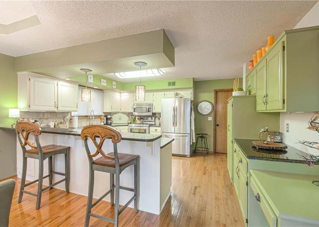 1413 NW FOXBORO Road — photo 10