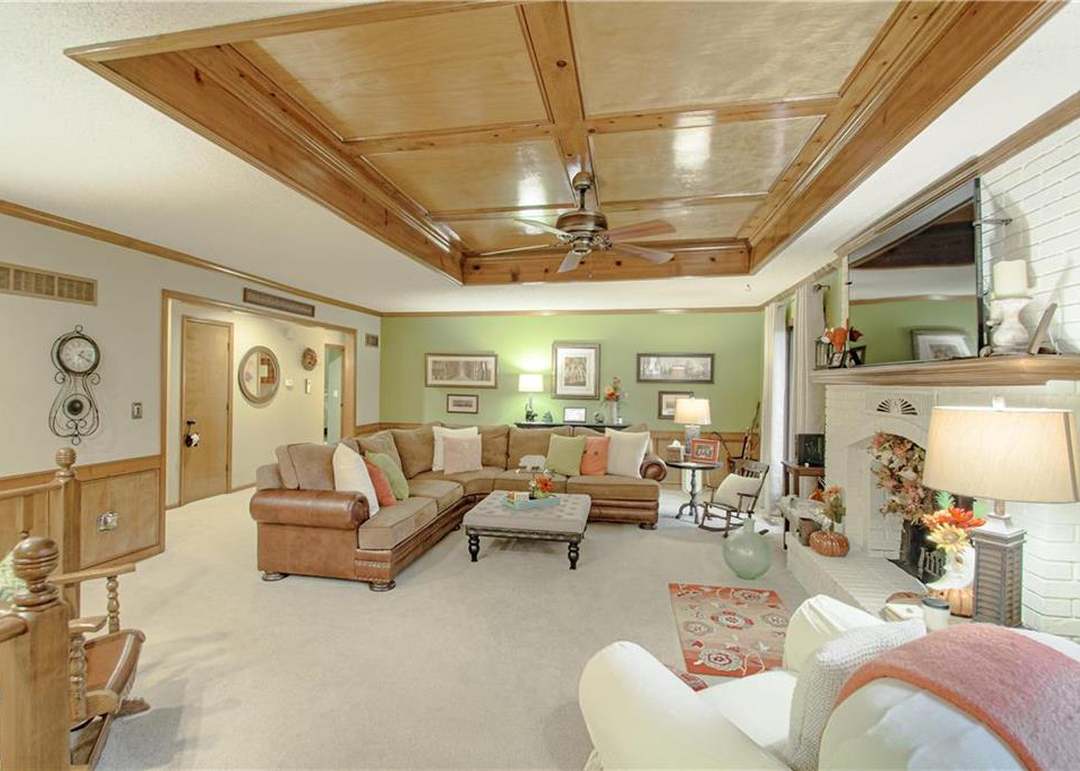 1413 NW FOXBORO Road — photo 12