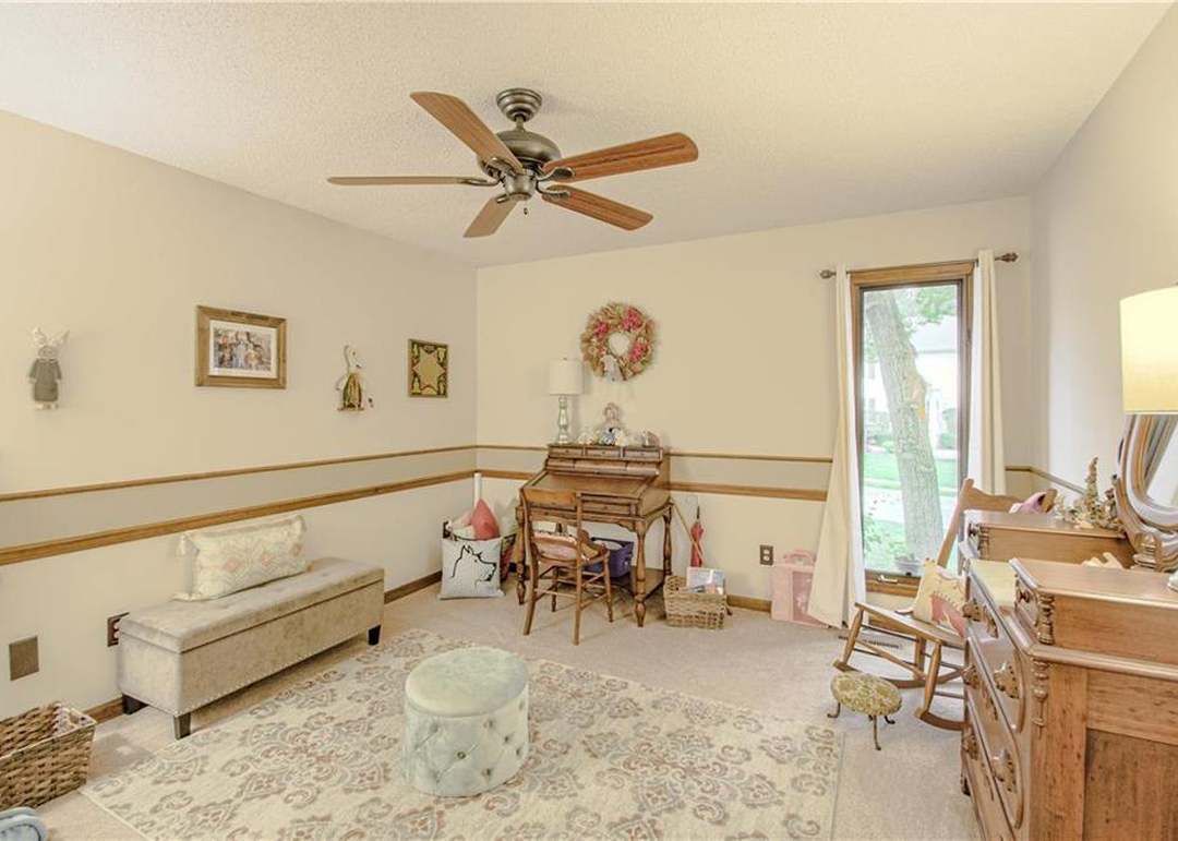 1413 NW FOXBORO Road — photo 17