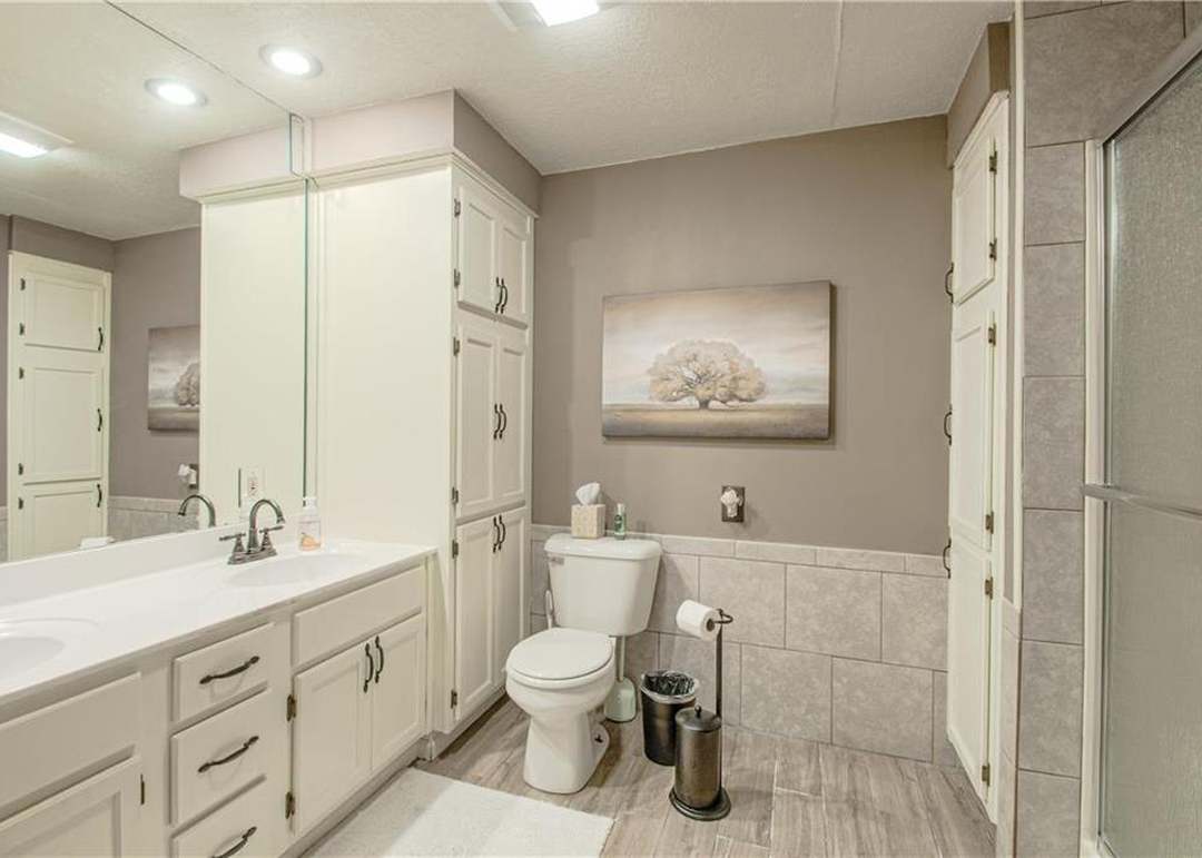 1413 NW FOXBORO Road — photo 23