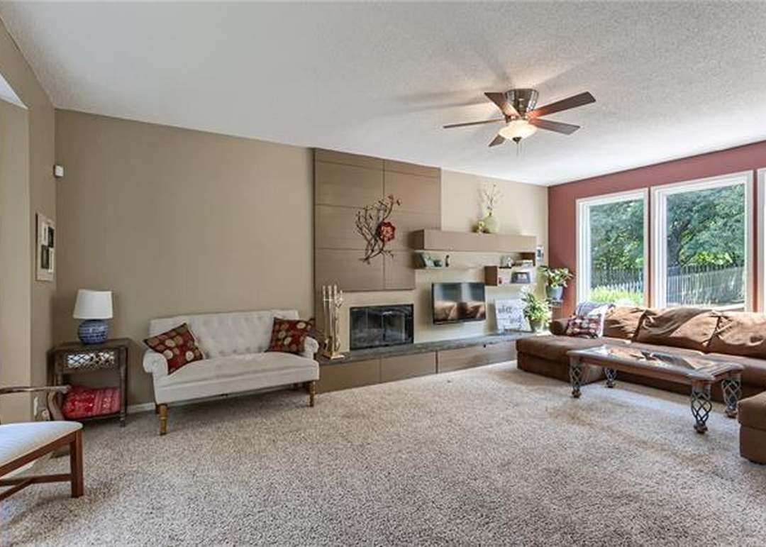 14201 Lowell Avenue — photo 10