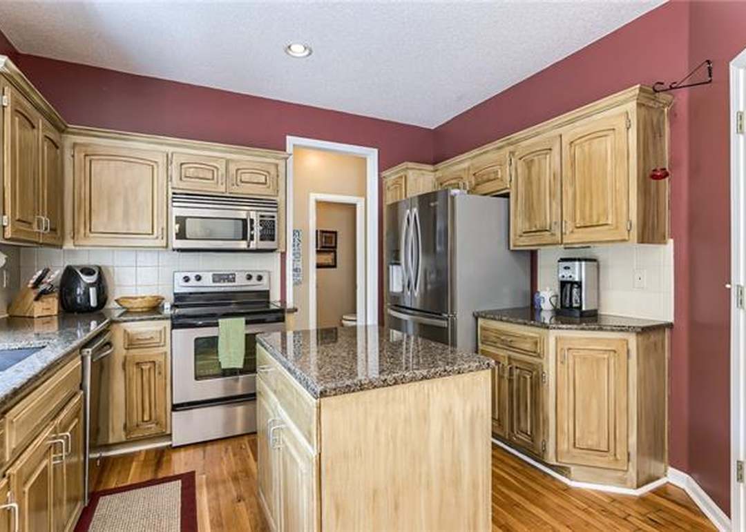 14201 Lowell Avenue — photo 15