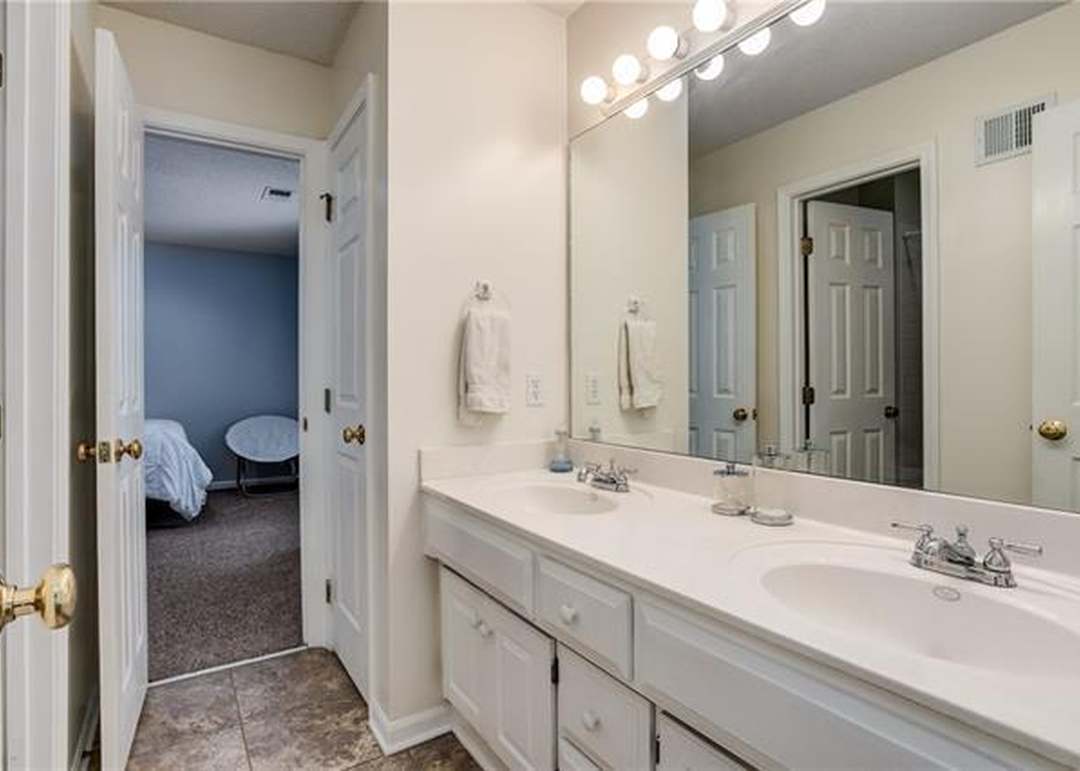 14208 Bradshaw Street — photo 20