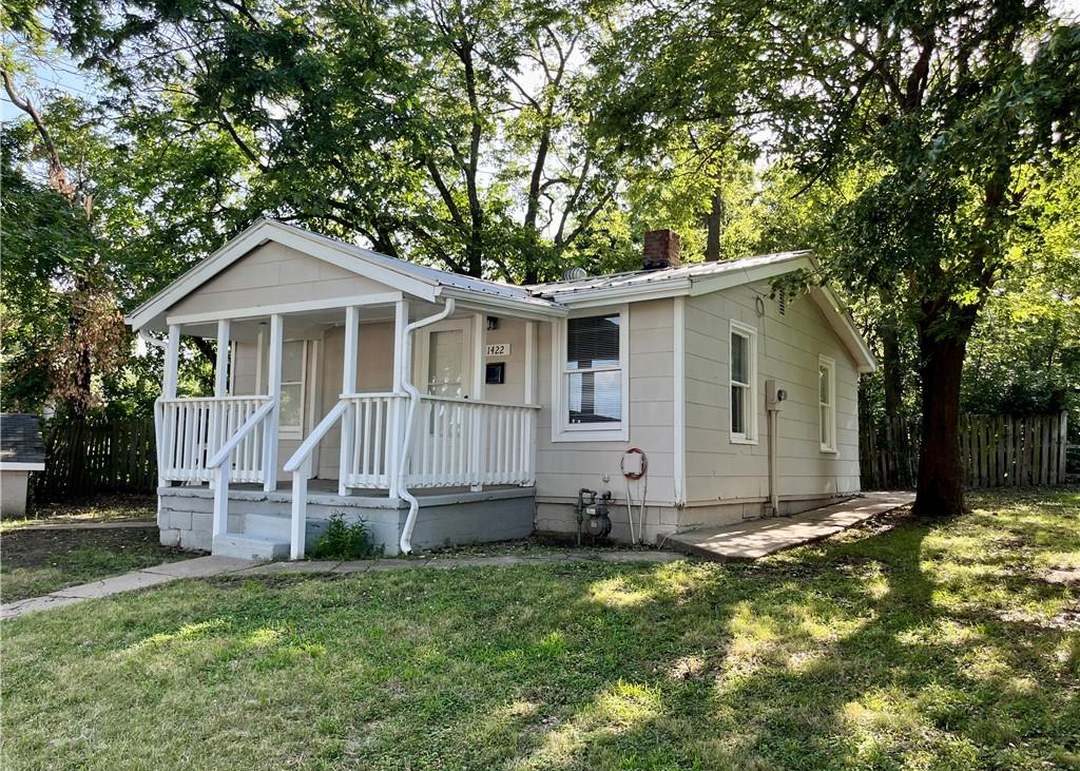 1422 S Appleton Avenue — photo 6