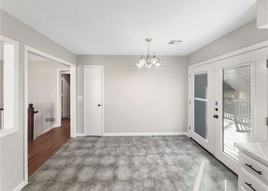 14400 Craig Avenue — photo 17