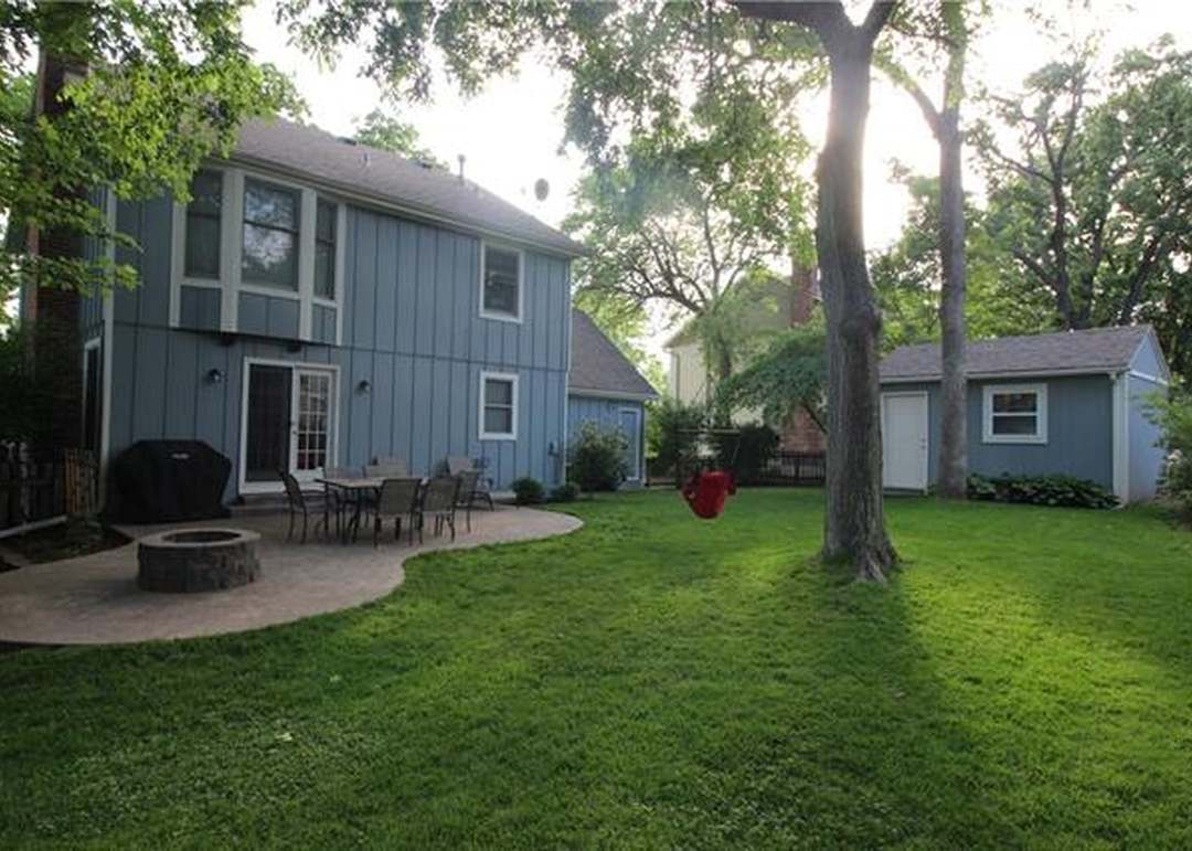 14516 W 69th Terrace — photo 35
