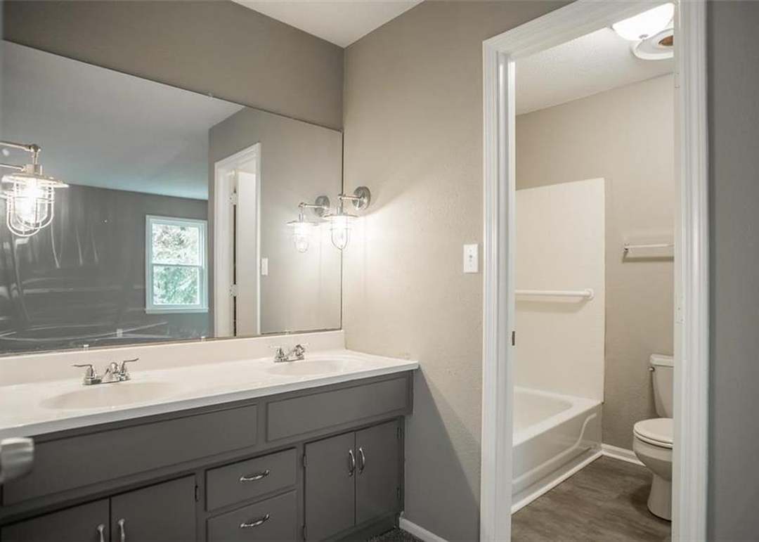 14601 W 90TH Terrace — photo 27