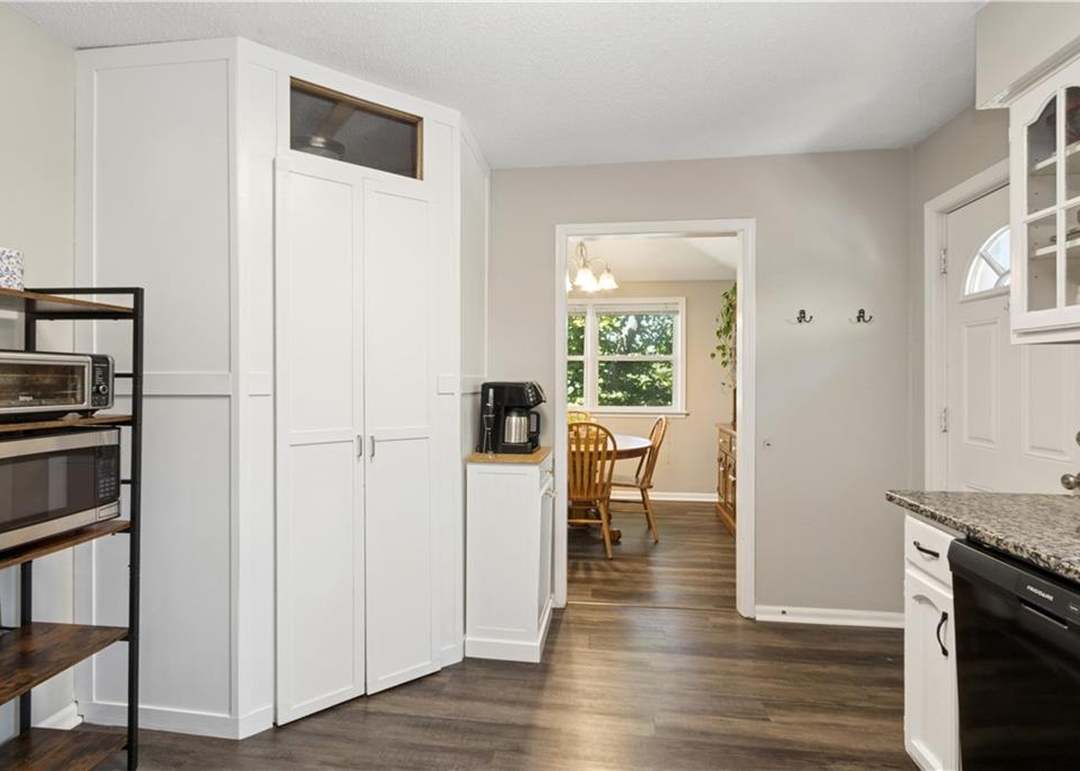 14701 Pine View Drive — photo 13