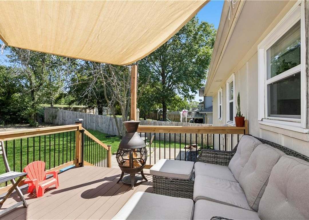 14701 Pine View Drive — photo 22