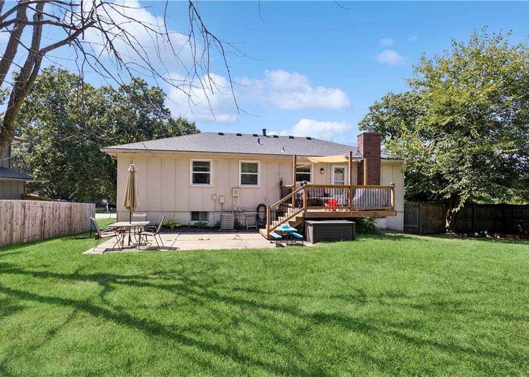 14701 Pine View Drive — photo 24
