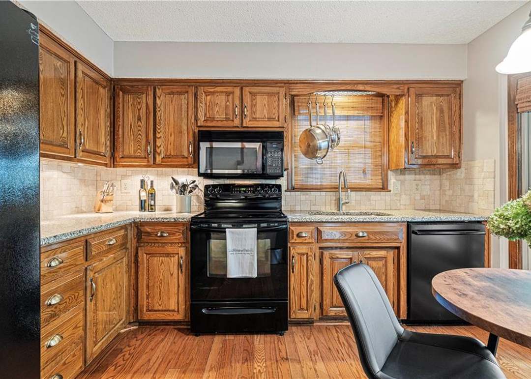 14702 S Navaho Drive — photo 21
