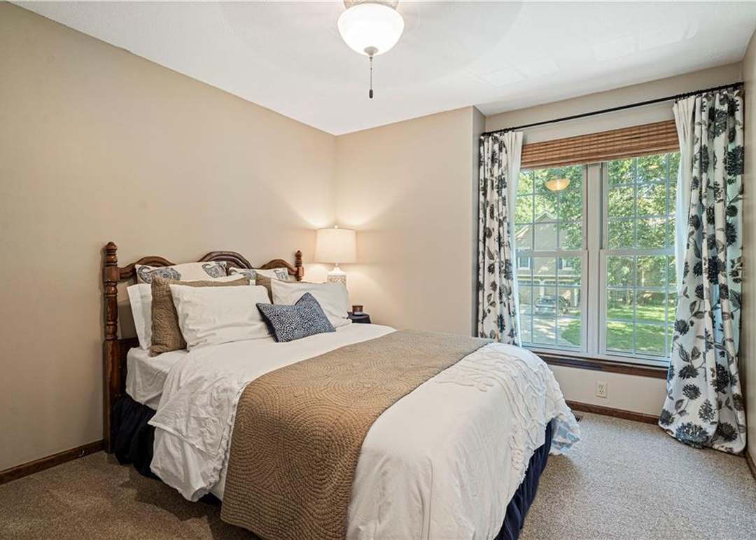 14702 S Navaho Drive — photo 23