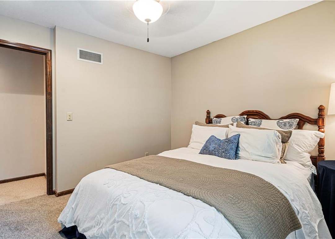 14702 S Navaho Drive — photo 24