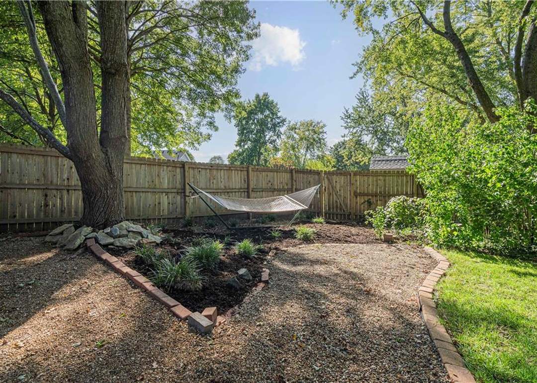 14702 S Navaho Drive — photo 37