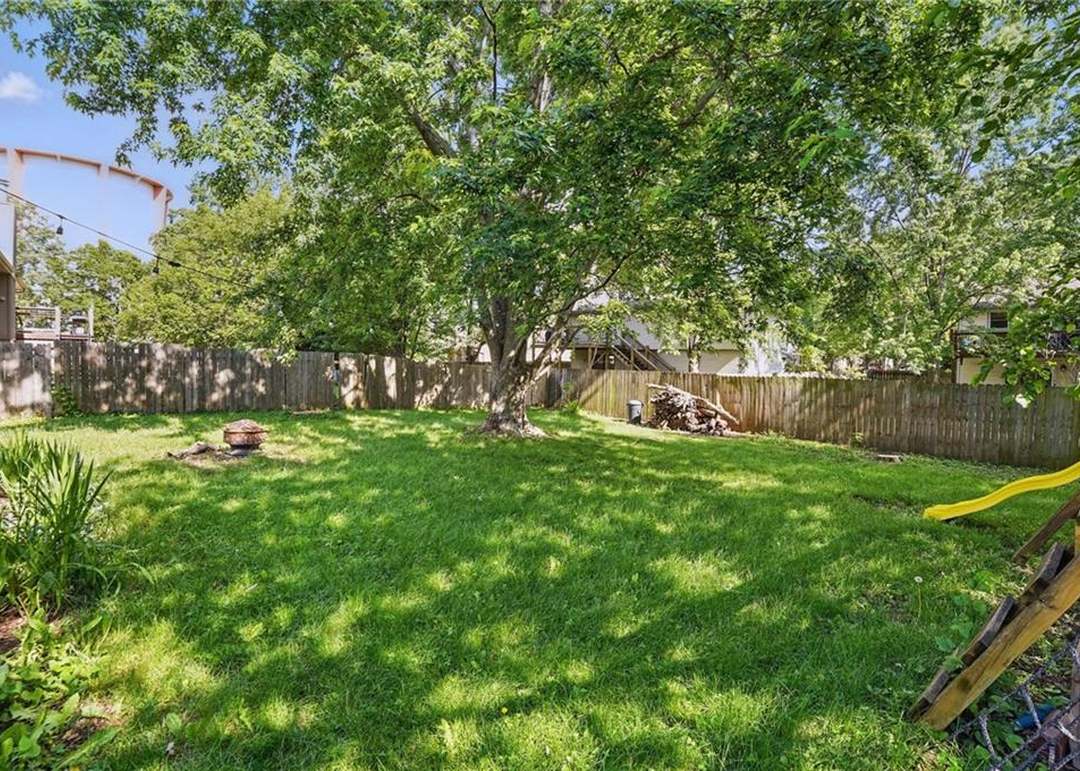14713 W 149TH Court — photo 23