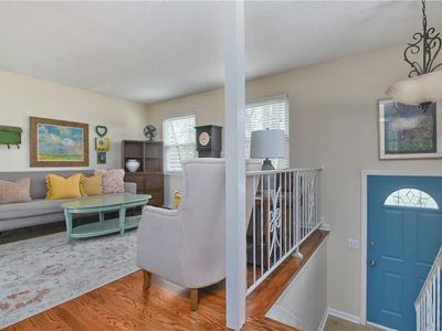 14744 Wyandotte Drive — photo 5