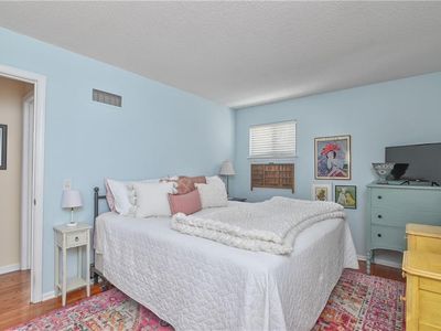 14744 Wyandotte Drive — photo 18