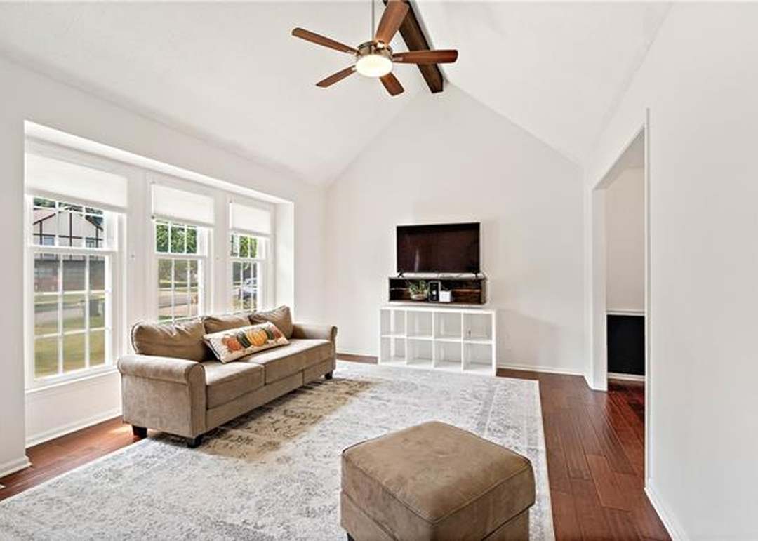 14802 W 93RD Terrace — photo 13
