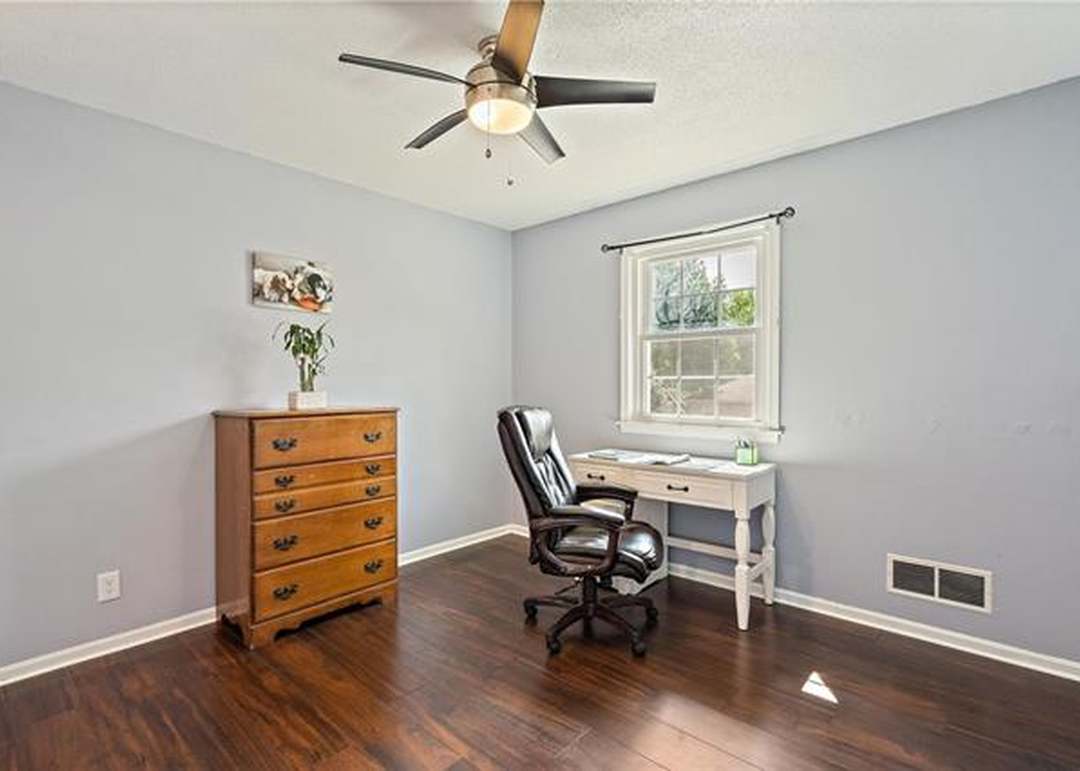 14802 W 93RD Terrace — photo 26