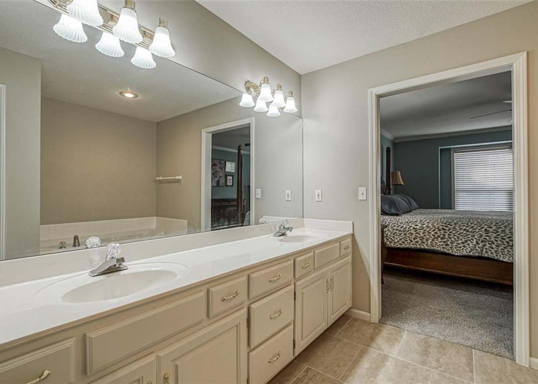 14852 Newton Street — photo 5