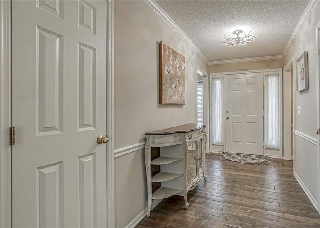14852 Newton Street — photo 10