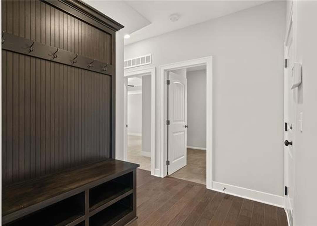1500 SW Sugar Tree Drive — photo 6