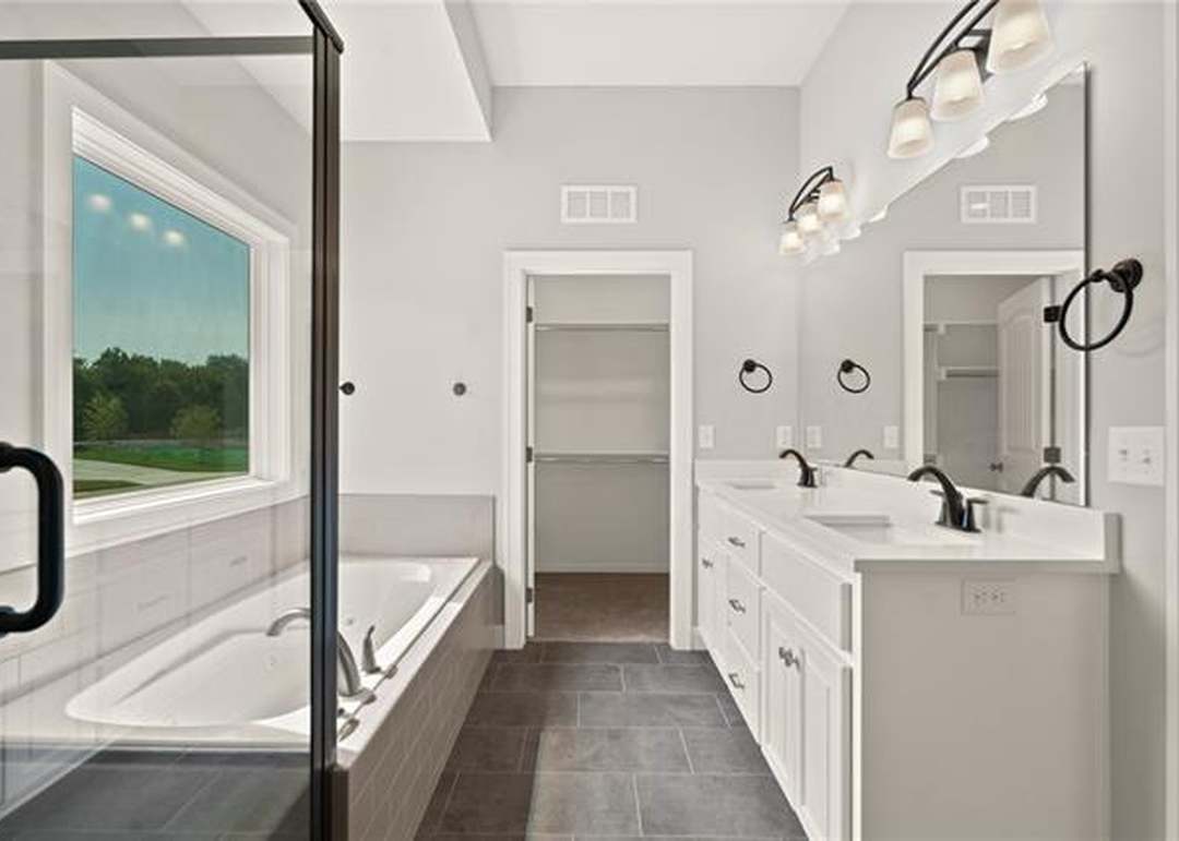 1500 SW Sugar Tree Drive — photo 7
