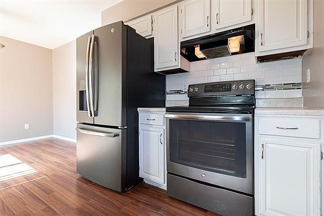1505 W Poplar Street — photo 6