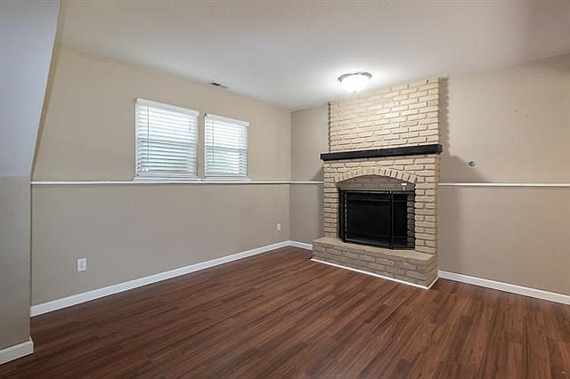 1505 W Poplar Street — photo 17