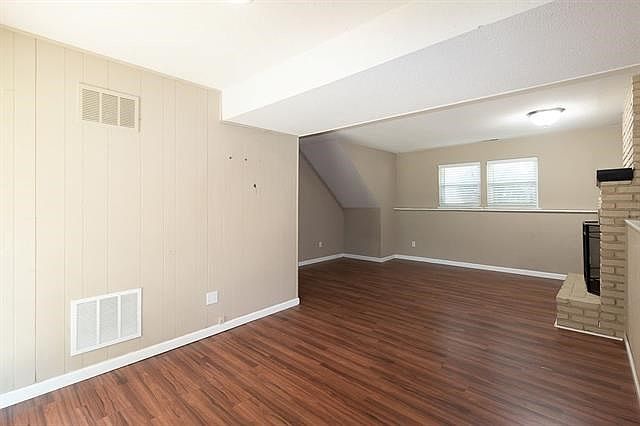 1505 W Poplar Street — photo 18