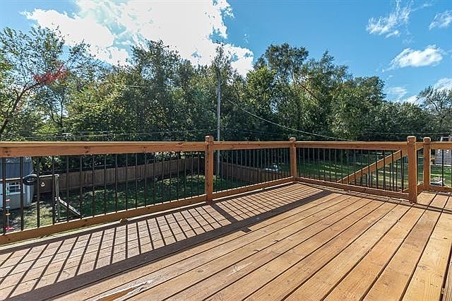 1505 W Poplar Street — photo 22
