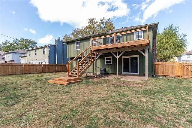 1505 W Poplar Street — photo 23